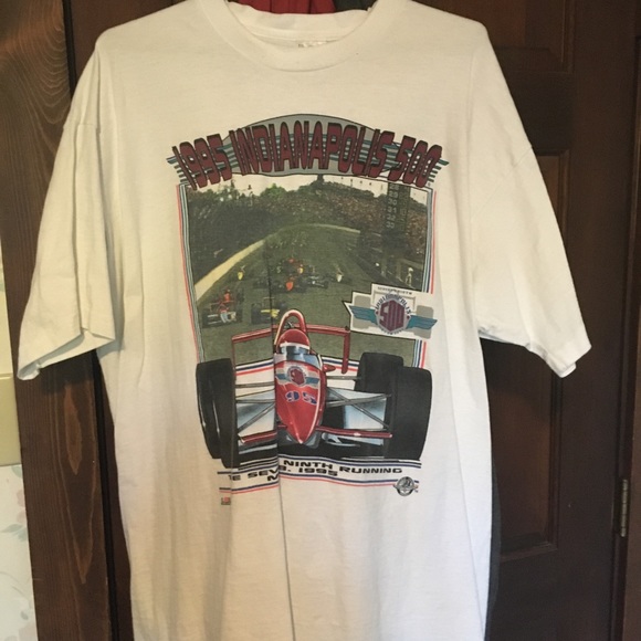 This shirt is in good condition - Picture 2 of 2